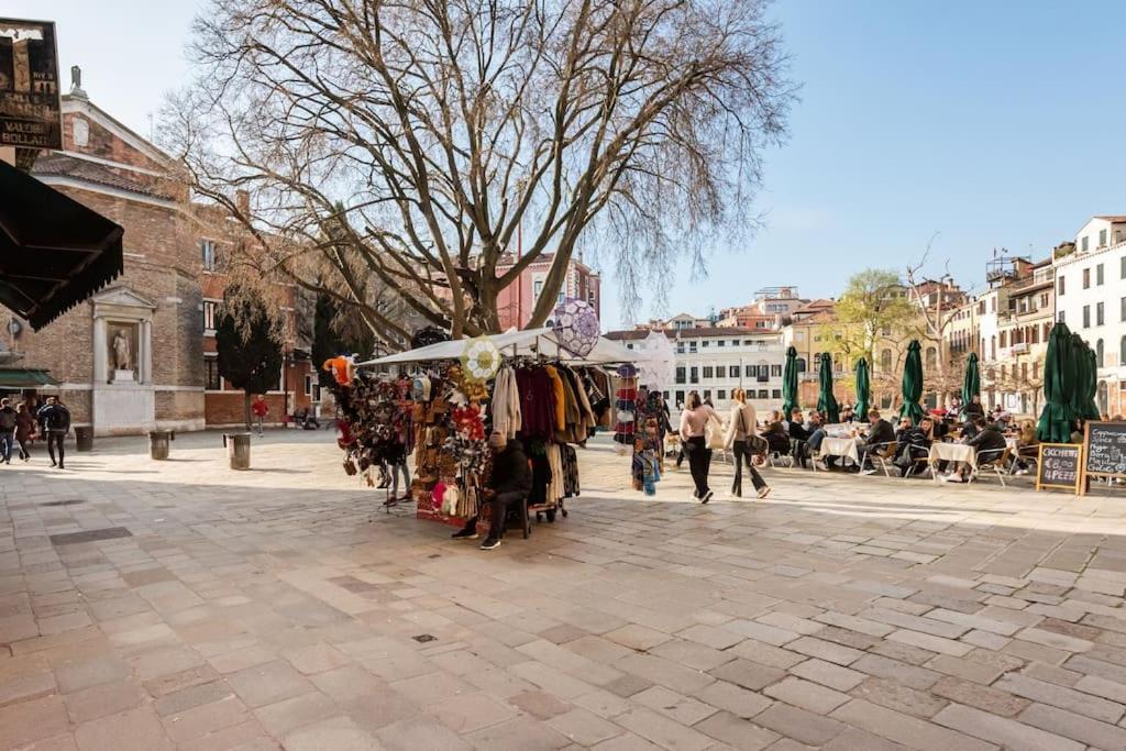 Ca' Della Madoneta - Vista Canale Venecia Exterior foto